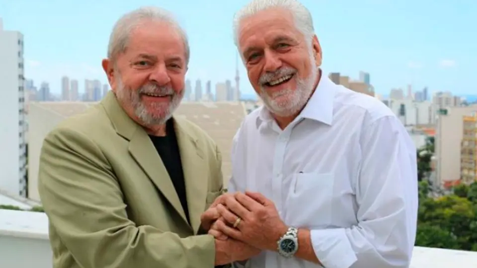 Policía de Brasil cita a declarar al senador Wagner por sobornos del Banco Master