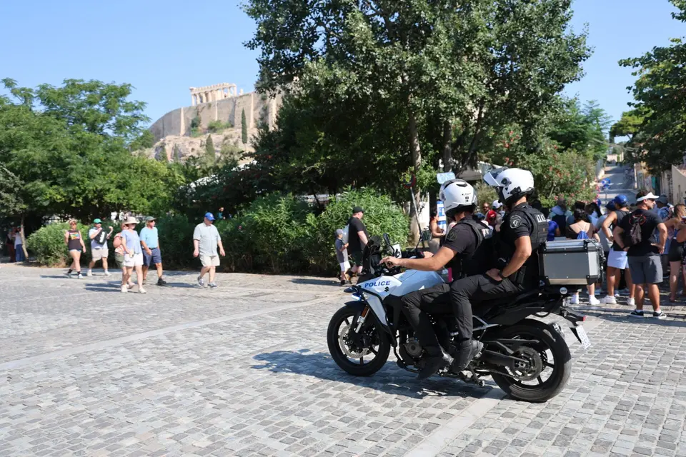 Knife attack at the Acropolis: 60-year-old knifed American tourist couple
