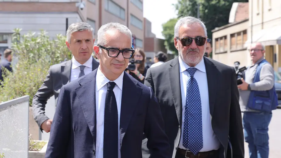 Venditti, il suo legale: "I pm sentiti hanno confermato la liceità dei noleggi"