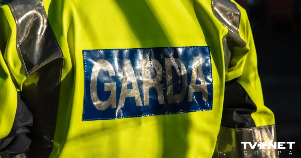 Car with explosive intercepted near Irish border