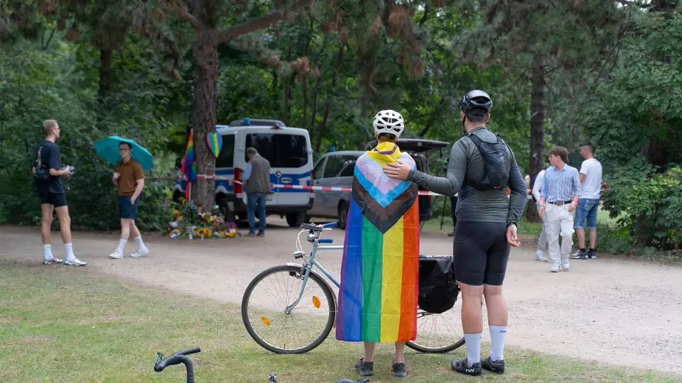 Suspected perpetrator of Berlin CSD attack shot dead by police