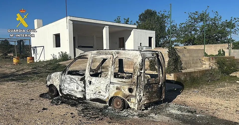 Cuatro detenidos en Caudete por robo en garaje, daños y conducir sin carné