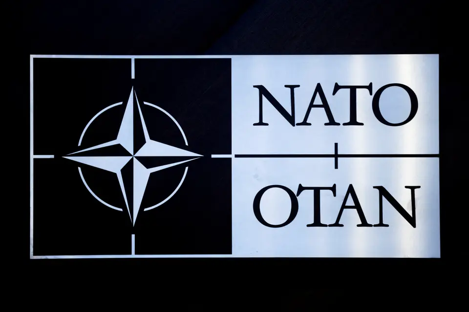 Προφυλάκιση κατασκόπου στο ΝΑΤΟ παρατάθηκε – Καναδή κατηγορείται στο Βέλγιο
