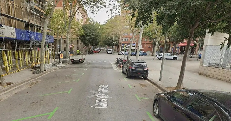 Woman stabbed to death by partner in Barcelona in front of her children; attacker flees