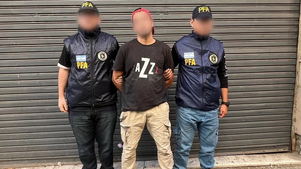 Fugitive with three arrest warrants for homicide and robbery arrested in Monserrat