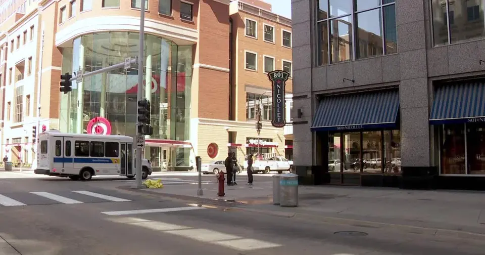 Minneapolis man charged after Nicollet Mall shooting injures two, including bystander