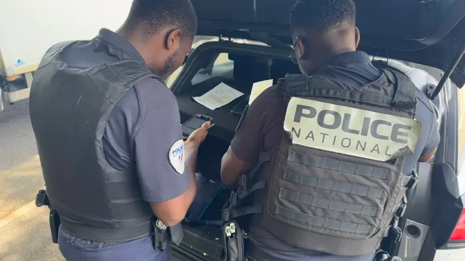 Five firearms seized in less than 12 hours in Pointe-à-Pitre and Les Abymes