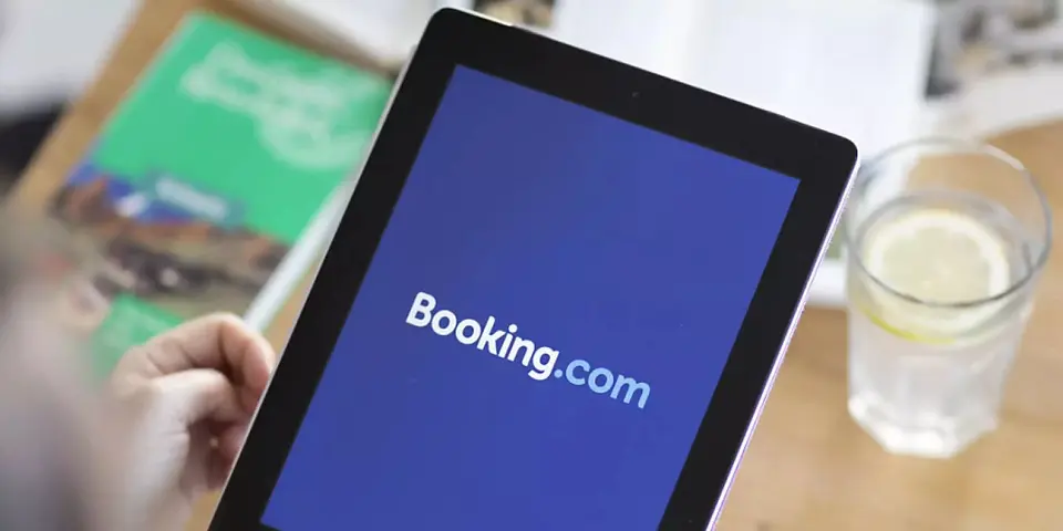 Phishing-Welle bei Hotelbuchungen: Cybersicherheitsbehörde warnt vor neuer Betrugsmasche