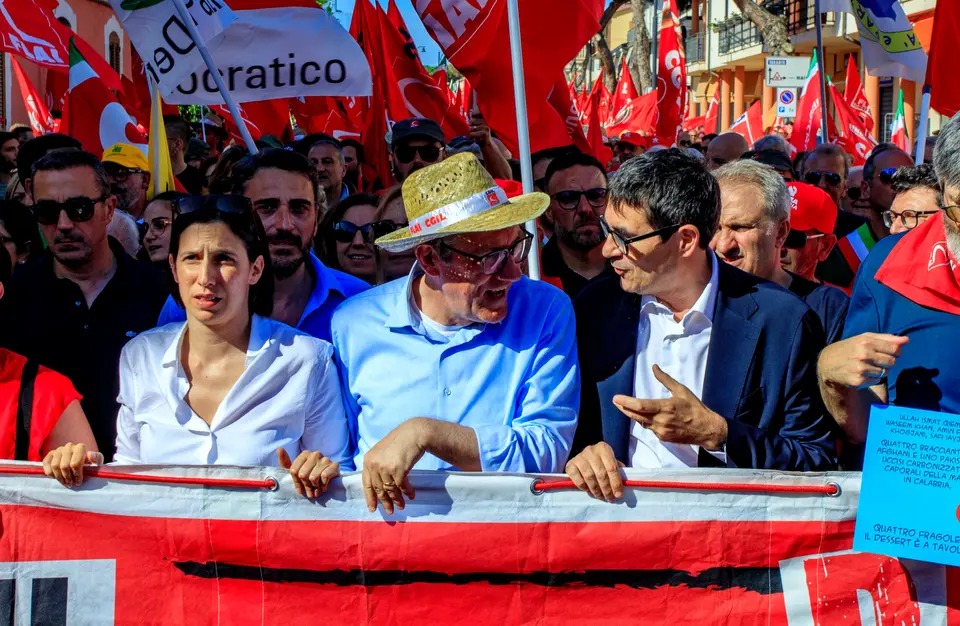 Amendolara: corteo per i quattro braccianti bruciati vivi