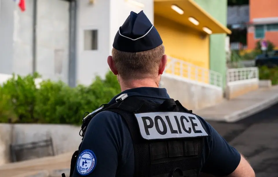 Drunk driver ploughs into crowd in Sainte-Anne, Guadeloupe, 19 injured including 7 children