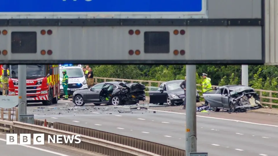 Cocaine-fuelled driver, 23, hits police car at 134mph on Glasgow motorway