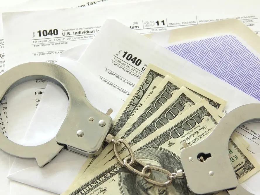 CaaStle CEO pleads guilty to $300m investor fraud in New Jersey