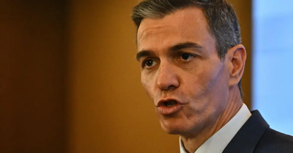 Police raid headquarters of Spanish President Pedro Sánchez's party in Madrid
