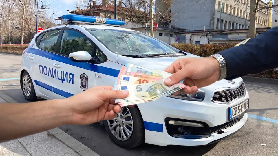 Driver offered money to police officer in Pomorie to avoid check after positive cocaine test