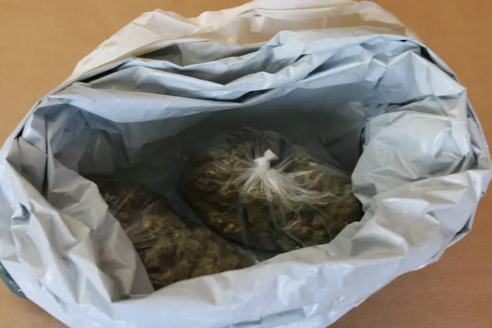 Two arrests in Nicosia for drug possession