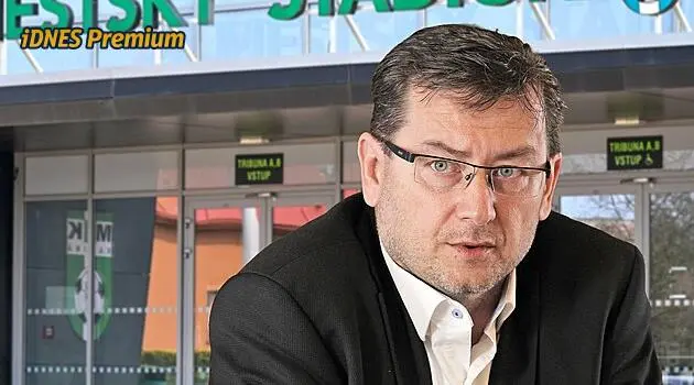 Primátor Karviné Wolf popírá obvinění v korupční fotbalové kauze
