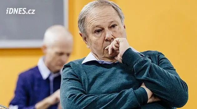 Kauza Dozimetr pokračuje u soudu, svědčí šéf odborů DPP Schneider