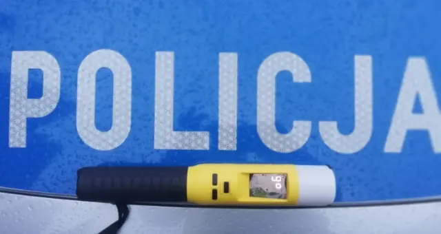 Policjant po służbie zatrzymał pijanego motocyklistę. Miał 2,5 promila