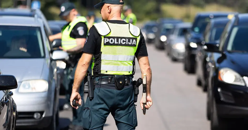 Virtinė nusikaltimų per parą: įsilaužimas, peiliu sužeistas vyras ir įtariamas nužudymas Panevėžyje