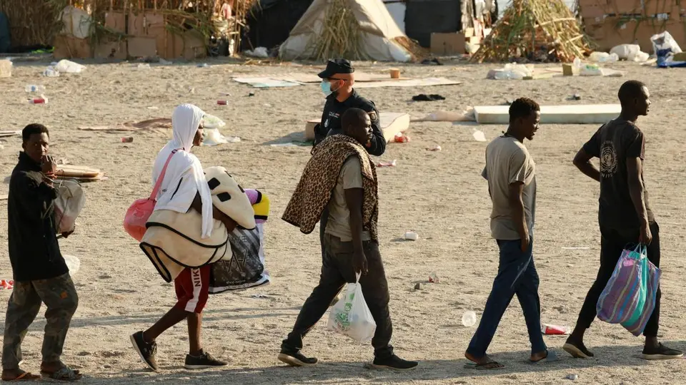 Cinco detenidos por traficar con migrantes entre Ceuta y la península cobrando hasta 9.000 euros