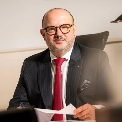 Atac cu armă automată asupra unei secții de poliție din Anderlecht, Belgia