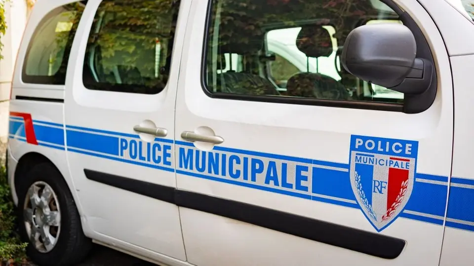 Two municipal police officers in custody after fatal accident in the Oise