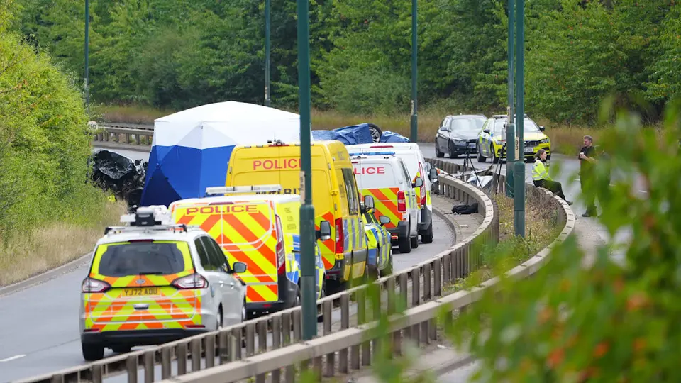 Sieben Tote bei Geisterfahrt in England – TikTok-Videos im Fokus der Ermittler