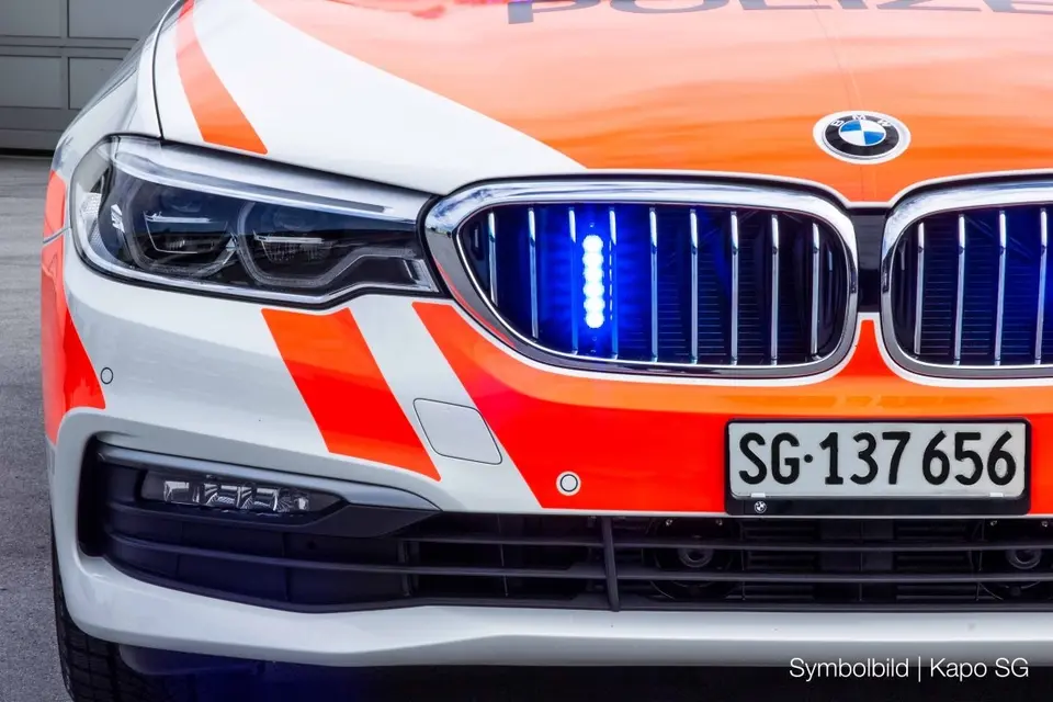 Flucht vor Polizeikontrolle bei Hulftegg: Zwei Festnahmen nach Fahndung