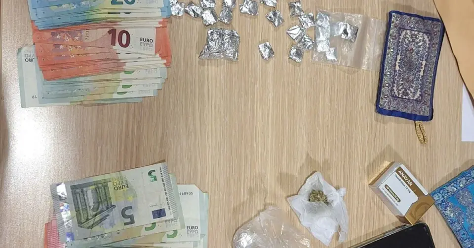 Cocaine and heroin seized in Ljubljana; 30-year-old Algerian arrested during sale