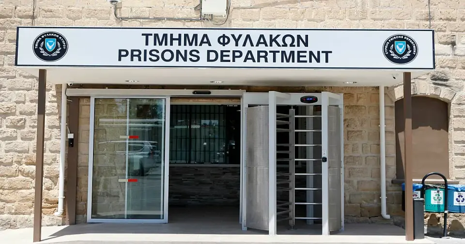 Criminal investigation into fake medical certificates for prison staff – two doctors under scrutiny