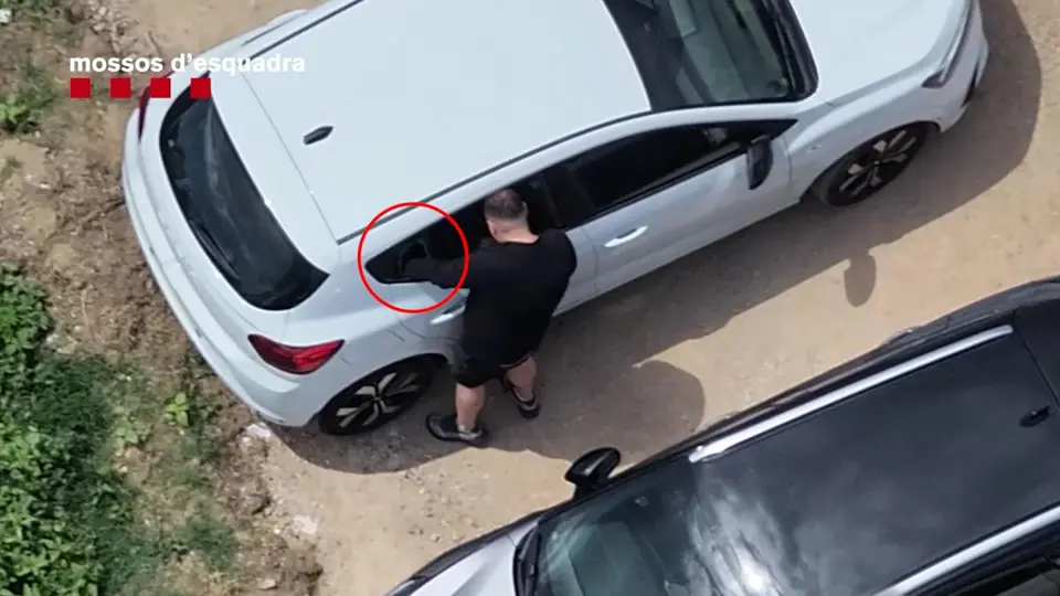 Un dron de los Mossos detiene a un ladrón in fraganti en los parkings del GP Catalunya