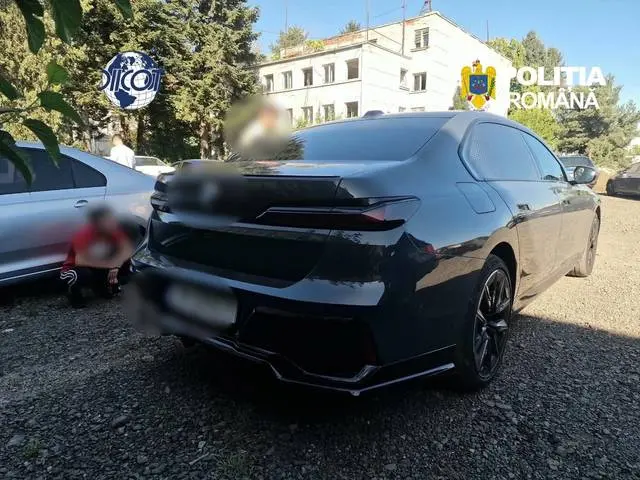 Rețea de transport droguri pentru albanezi, destructurată: 7 arestați, 1,7 tone confiscate