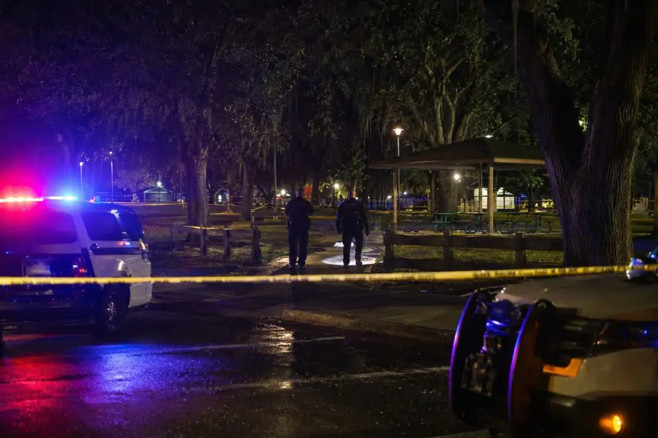 Cubano de 18 años arrestado por homicidio de refugiado en Jacksonville, Florida
