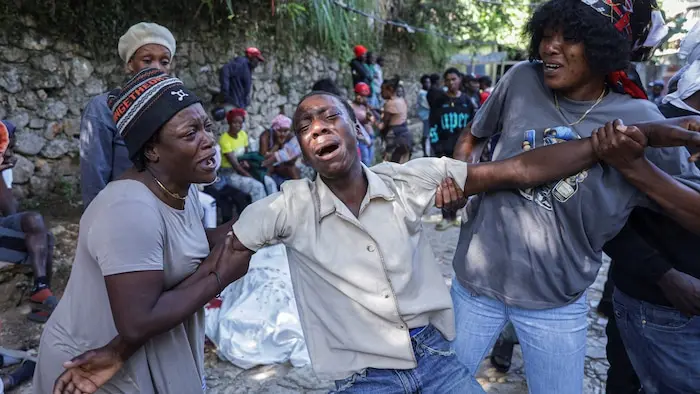 Bandeangreb i Haiti: 47 dræbt og over 50 bortført nær Port-au-Prince