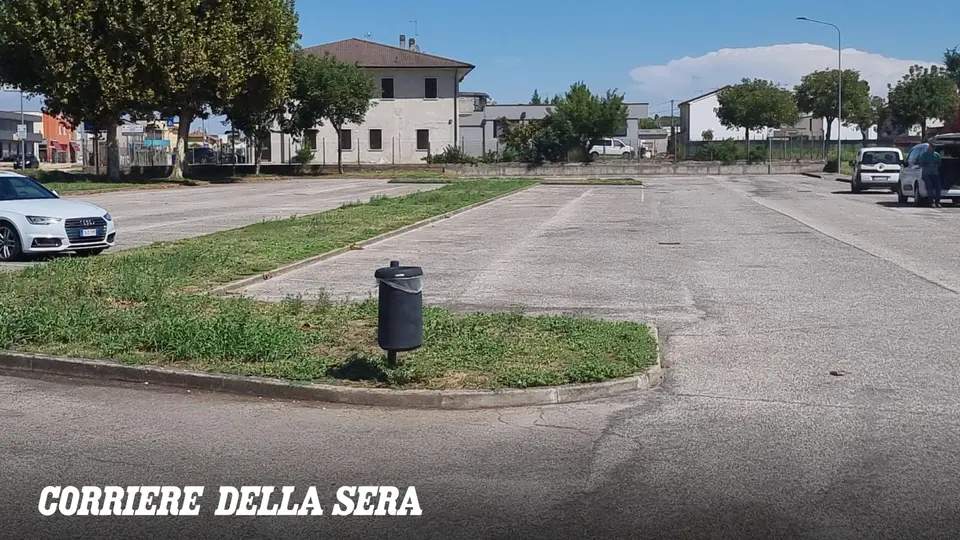 Rissa a Cerea nel Veronese, diciottenne colpito da una bottiglia: in fin di vita
