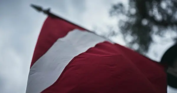 Latvijas karoga zaimošana Daugavpilī un Preiļos — pieci aizturētie