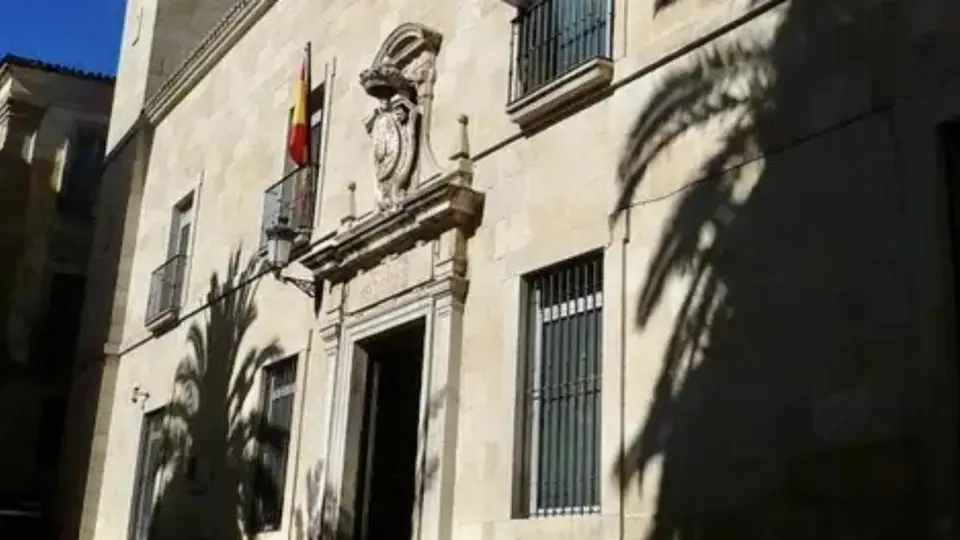 TSJEx confirma cuatro años y medio de cárcel a mujer por vender droga junto a su pareja en Plasencia