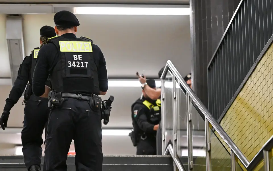 Ucrainean arestat în România, suspect că a ascuns arme lângă Berlin pentru serviciile ruse