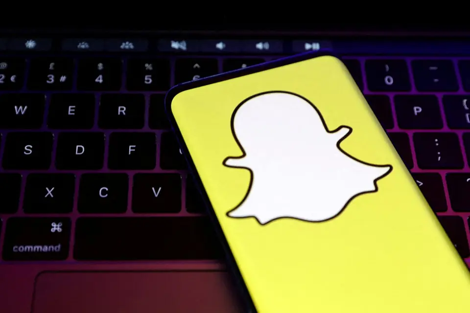 Milton Keynes teacher banned for sending explicit Snapchat images to teenage boy