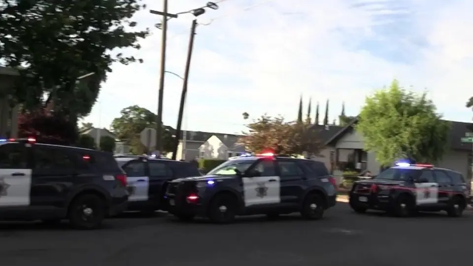 San Jose police officer shot by robbery suspect, in critical but stable condition