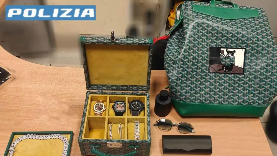Attempted theft of watches and jewellery at count's villa in Vigevano: two arrests