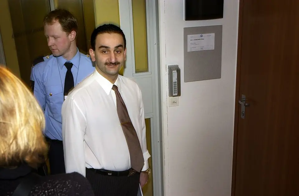 Tidligere psykiater Sharok Ezazi (59) sigtet for grov narkokriminalitet og organiseret kriminalitet
