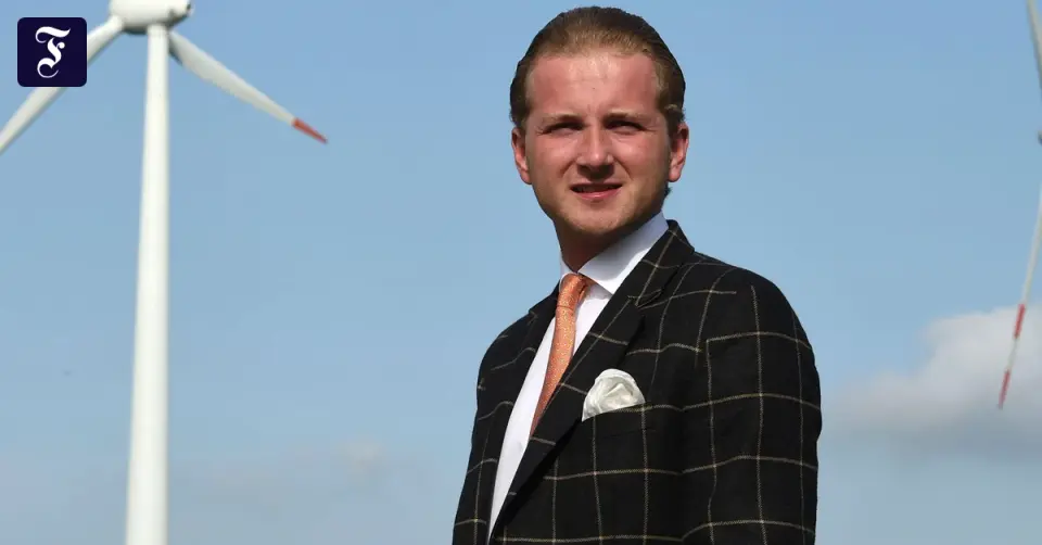 Wind farm fraudster Hendrik Holt flees Berlin prison during day release