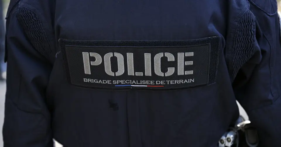 Drug seizure, weapon and cash on Rue du Tonkin in Villeurbanne: two men arrested