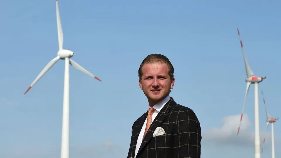 Windkraft-Betrüger Hendrik Holt flieht während Freigang aus Berliner JVA