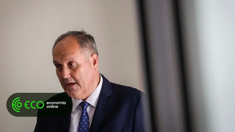 Queixa contra diretor da PJ entregue na PGR no âmbito do Football Leaks