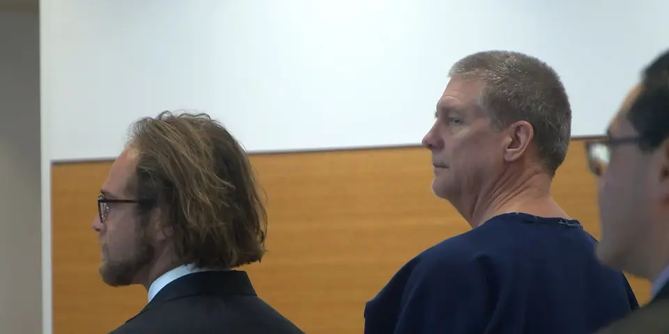 Bradenton man accused of dragging wife behind boat seeks December murder trial