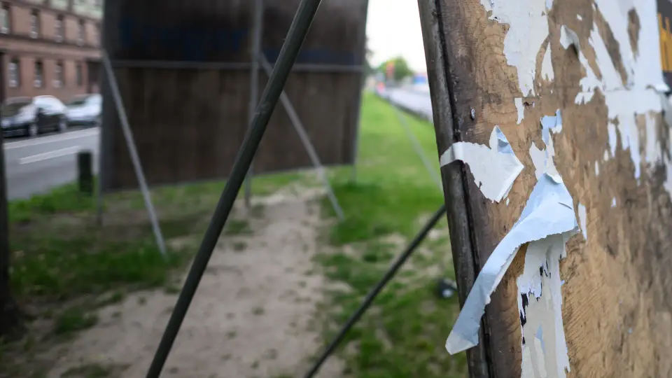 Campaign violence in Saxony-Anhalt: over 1,000 poster damages and 120 attacks on politicians