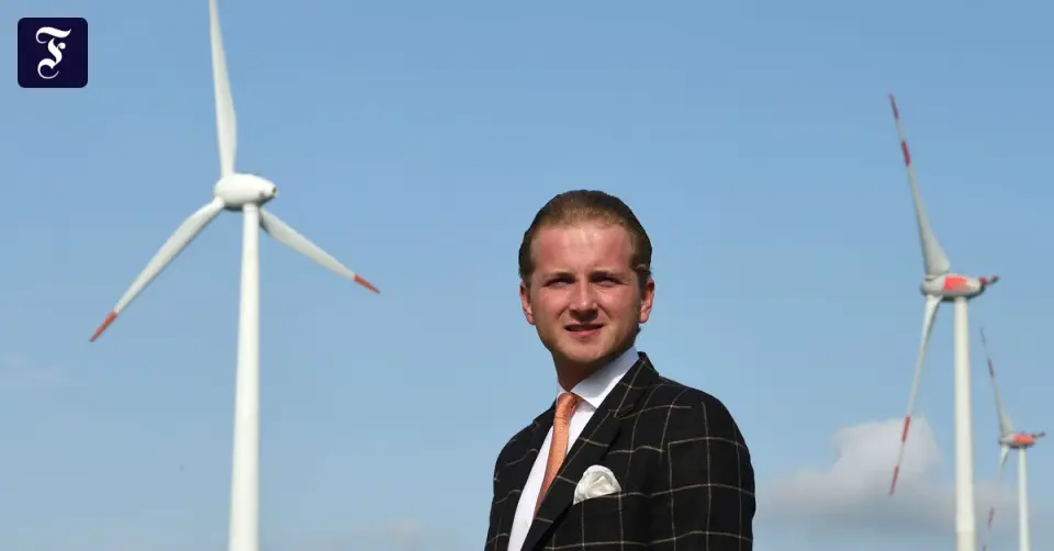 Verurteilter Windpark-Betrüger Holt flüchtig – meldet sich aus Moskau