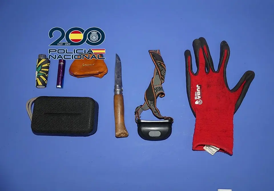 Man arrested red-handed after thefts from four vehicles in Ponferrada